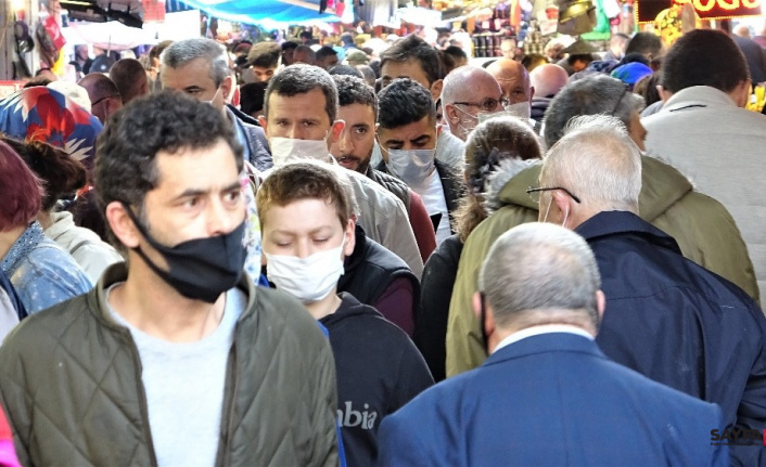 Bursa’da çarşı pazarda adım atacak yer kalmadı