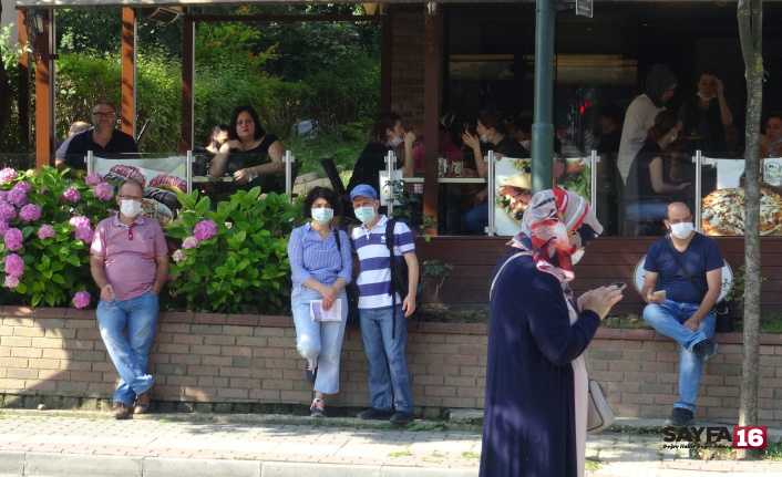 Bursa'da korona virüsü gölgesinde LGS heyecanı