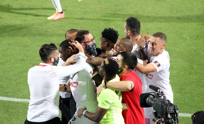 Süper Lig: Denizlispor: 2 - Trabzonspor: 1 (Maç sonucu)