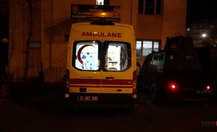 Diyarbakır’da ambulansa saldırı