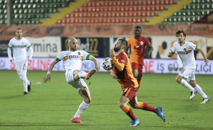 Süper Lig: Aytemiz Alanyaspor: 0 - Galatasaray: 1 (Maç sonucu)