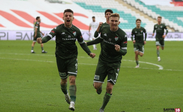 Bursaspor son ana kadar yılmıyor - Yeşil beyazlılar bu sezon son 15 dakikada 11 gol attı