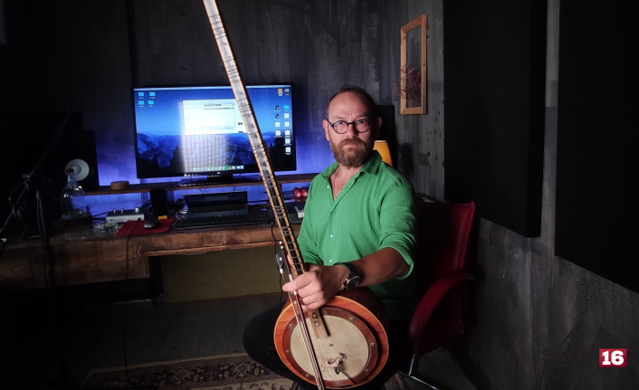 Bursalı sanatçı, Türk Müziğini dünyaya tanıtıyor