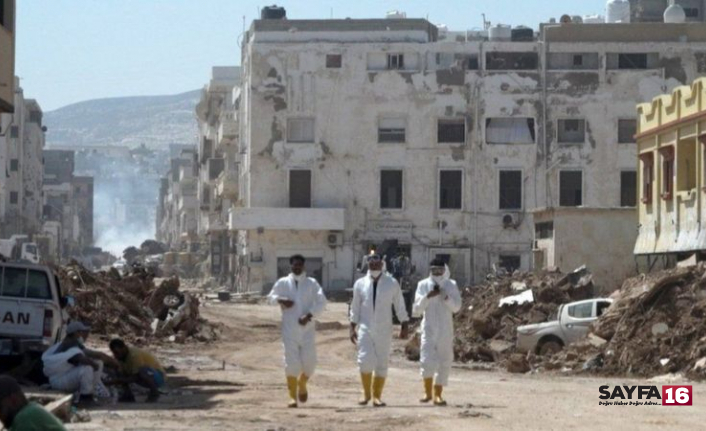 Libya'da ceset kokusuyla dolu enkaz yığınına dönüşen kent Derne